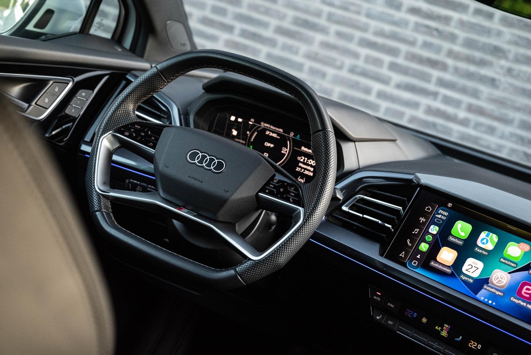 Audi Q4 Sportback e-tron 50 quattro S Line 77 kWh, Auto's, Audi, Automaat, Gebruikt, Zwart, Wit
