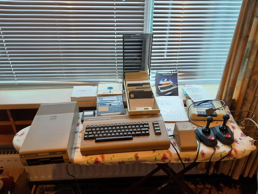 Commodore 64, Ophalen of Verzenden
