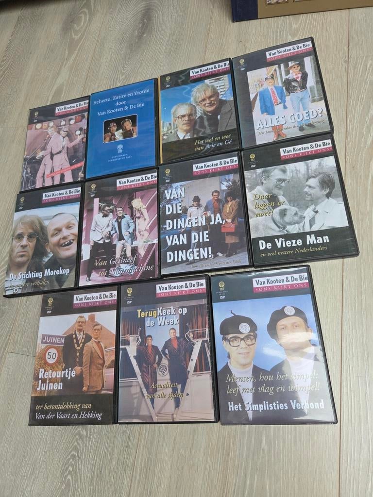 Van Kooten & De Bie - 11x dvd / Ons kent ons, Alle leeftijden, Ophalen of Verzenden, Gebruikt, Komedie