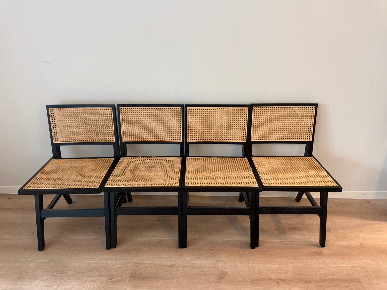 Sklum rotan eetkamer stoelen 4x, Ophalen, Zo goed als nieuw, Bruin, Vier