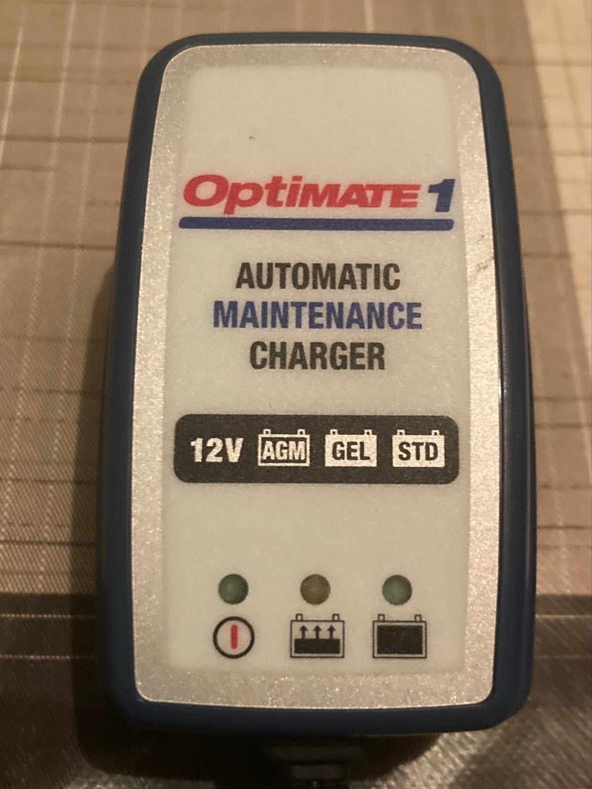 Optimate 1 druppellader 12V (TM400) - Zo goed als nieuw, Motoren, Ophalen of Verzenden, Zo goed als nieuw