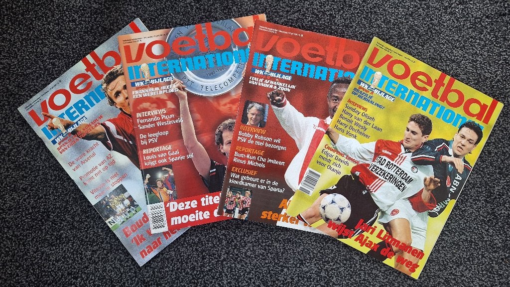 voetbal internationals, Verzamelen, Sportartikelen en Voetbal, Ophalen of Verzenden, Zo goed als nieuw, Overige binnenlandse clubs