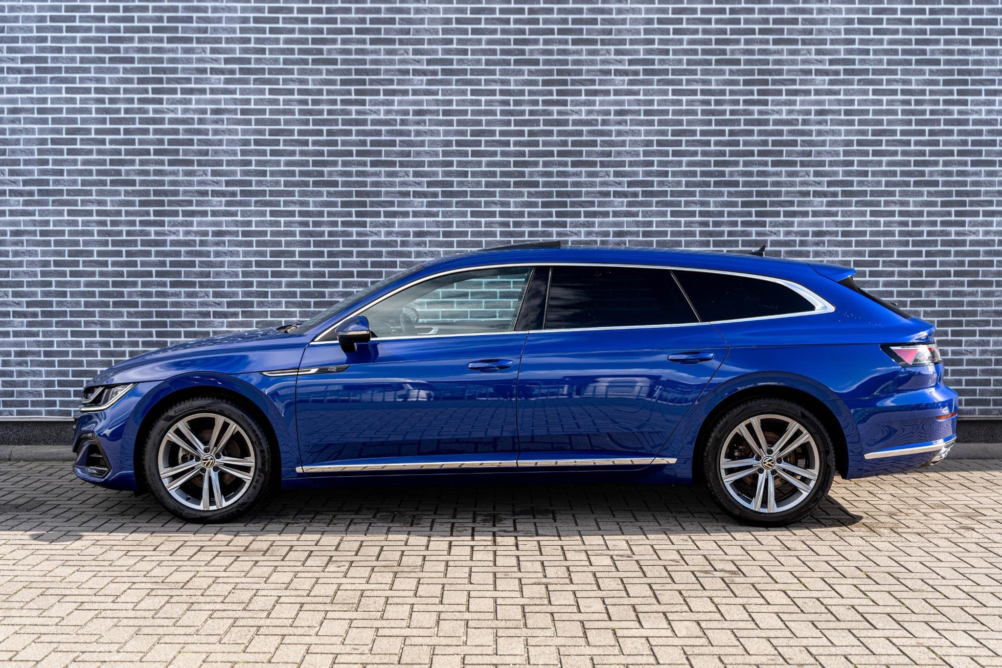 Volkswagen Arteon Shooting Brake 1.4 TSI eHybrid R-Line Busi, Auto's, Arteon, Gebruikt, 4 cilinders, Verblindingsvrij grootlicht