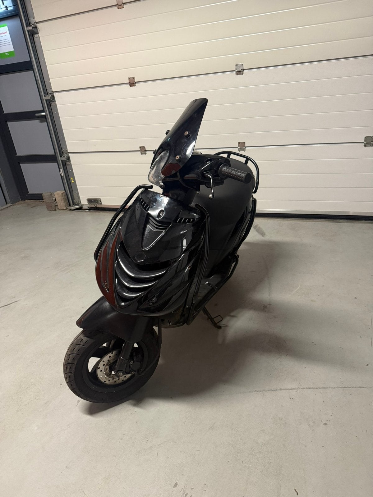 Piaggio Zip 80cc brom, Ophalen of Verzenden, Zo goed als nieuw