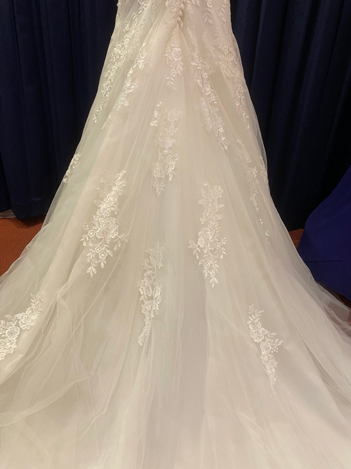 Elegante Trouwjurk met Kant en Tule, Ophalen, Nieuw, Wit, Trouwjurk