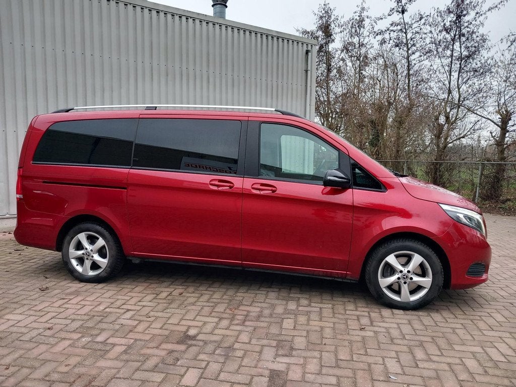 Mercedes-Benz V-klasse 250d 4-MATIC Lang Distronic Panodak, Automaat, 15 km/l, Gebruikt, Met garantie (alle)