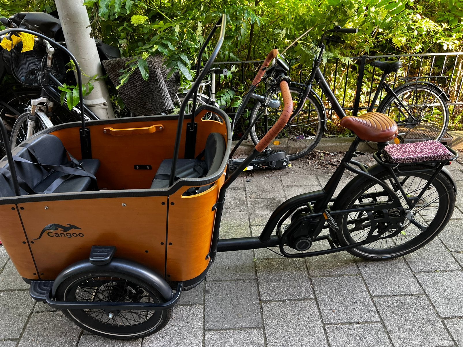 Een goede bakfiets van Cangoo te koop, Ophalen, Zo goed als nieuw, 4 kinderen of meer