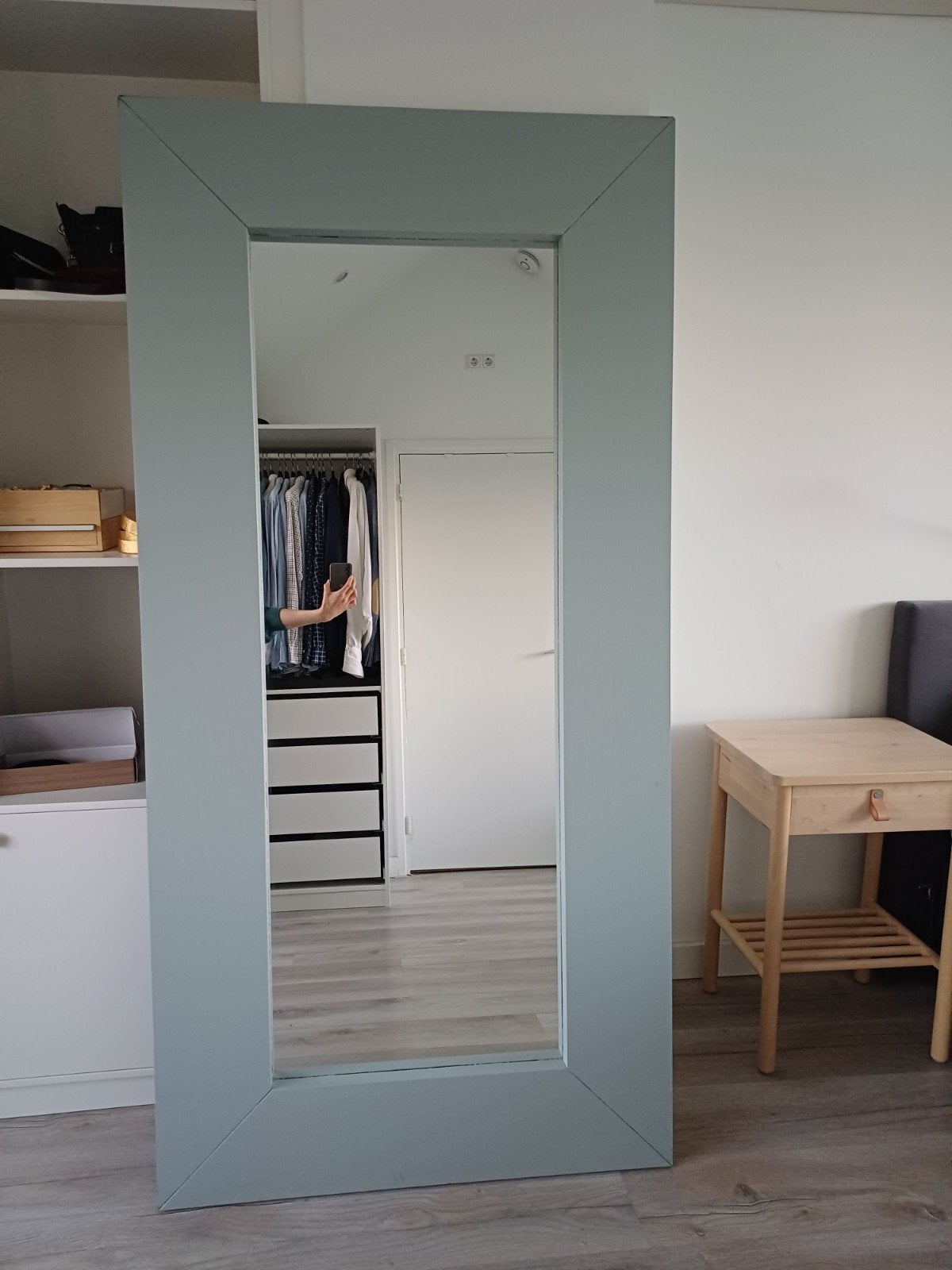 Spiegel - Ikea, maar zelf geverfd in grijsgroen, Ophalen, Gebruikt, 75 tot 100 cm, 150 tot 200 cm