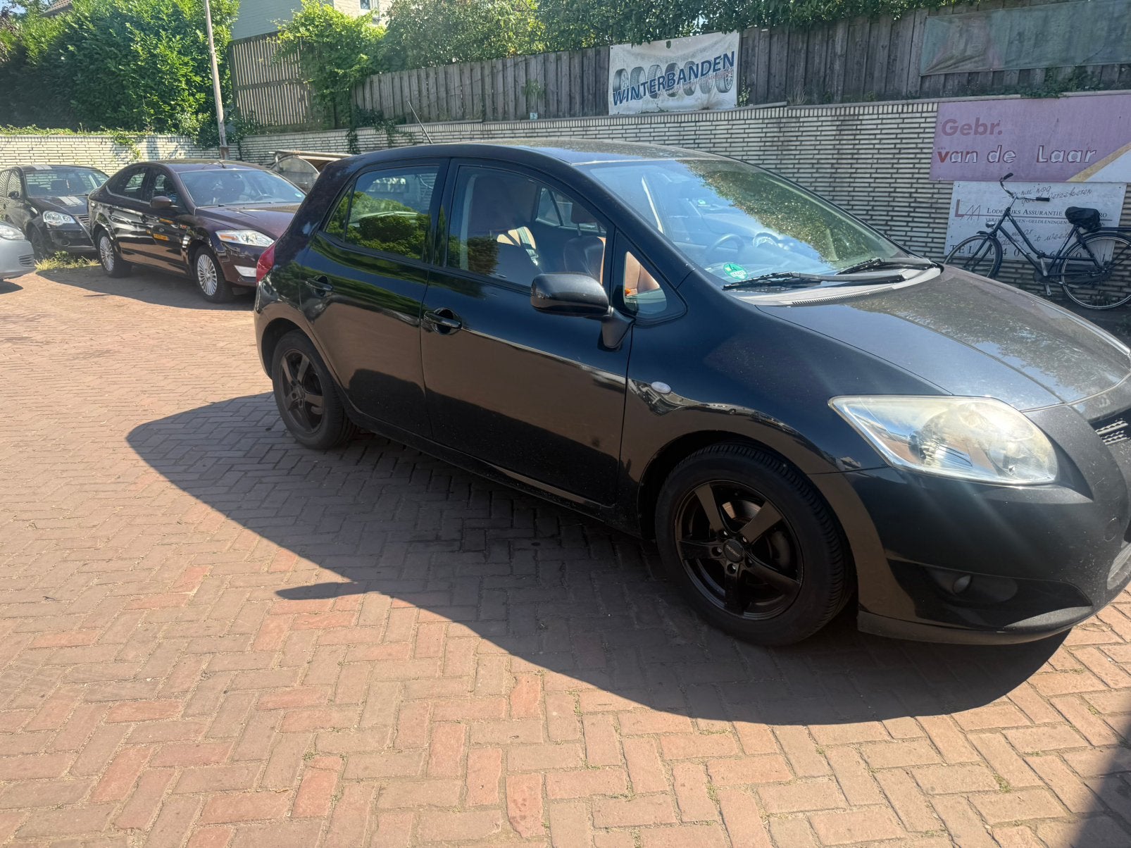 Toyota Auris 1.4 16V Vvt-i 5DR Terra 2008 Zwart, Auto's, Voorwielaandrijving, 450 kg, 4 cilinders, Zwart