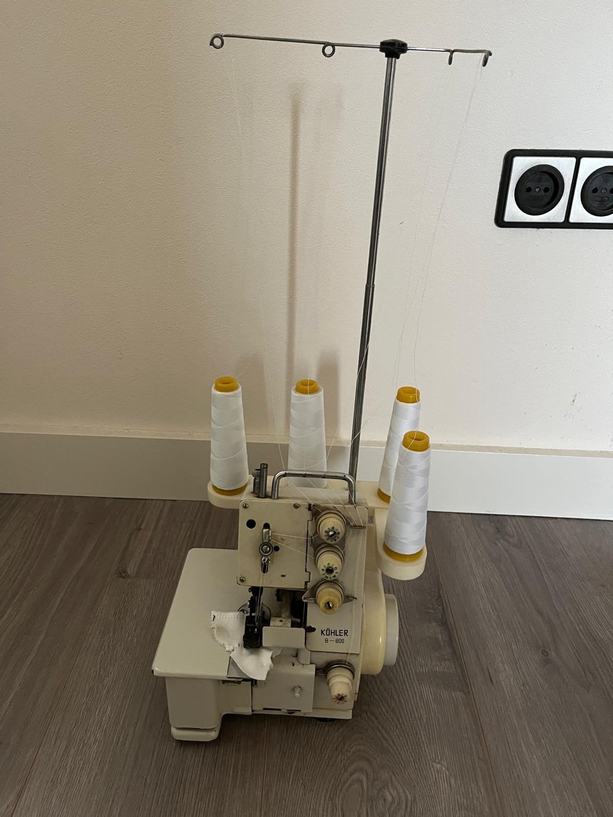 Köhler B-800 Lockmachine - Gebruikt, Ophalen