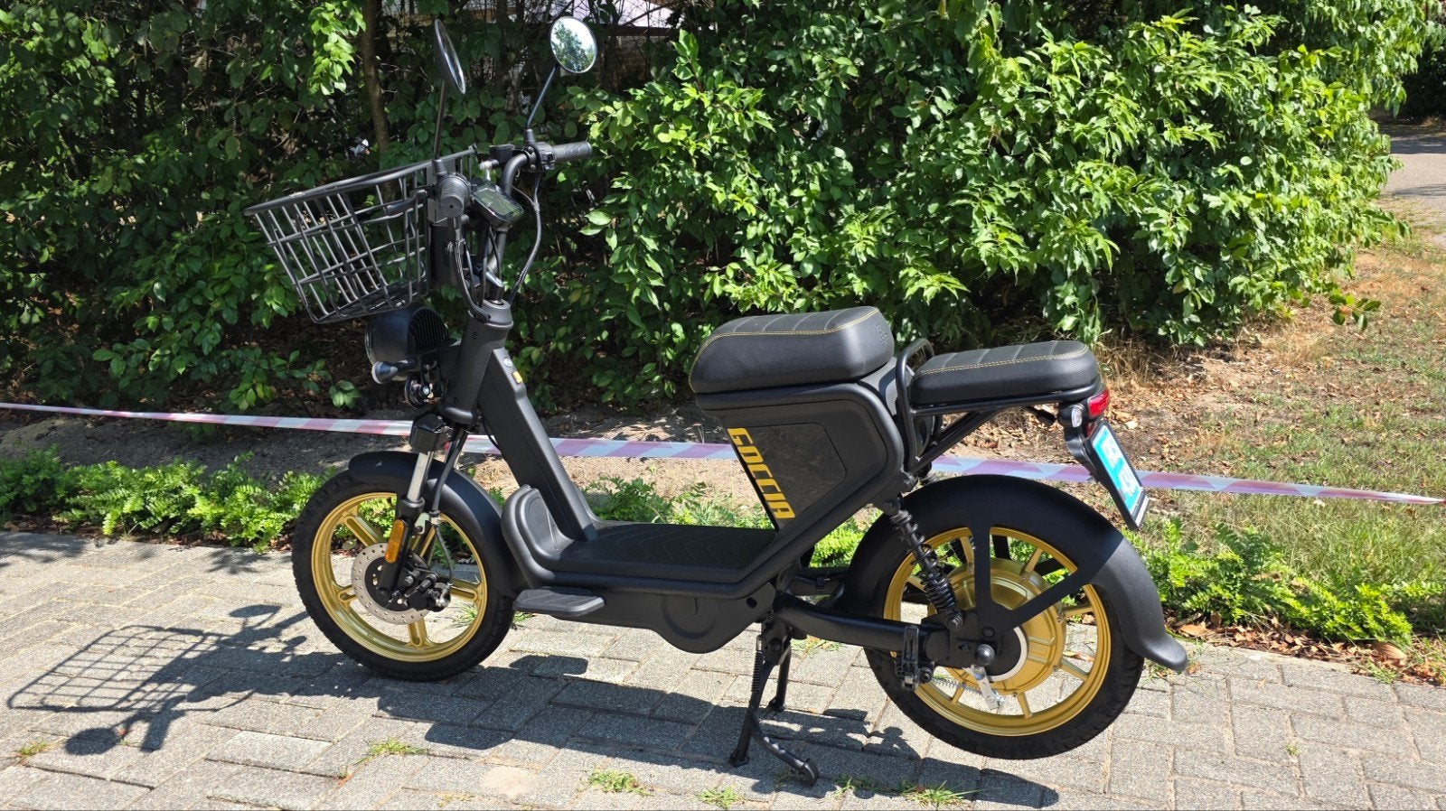 NIEUW: Goccia AGM Snorbrommer Zwart/Goud - Limited Edition, Elektrisch, Zo goed als nieuw, Ophalen, Overige merken