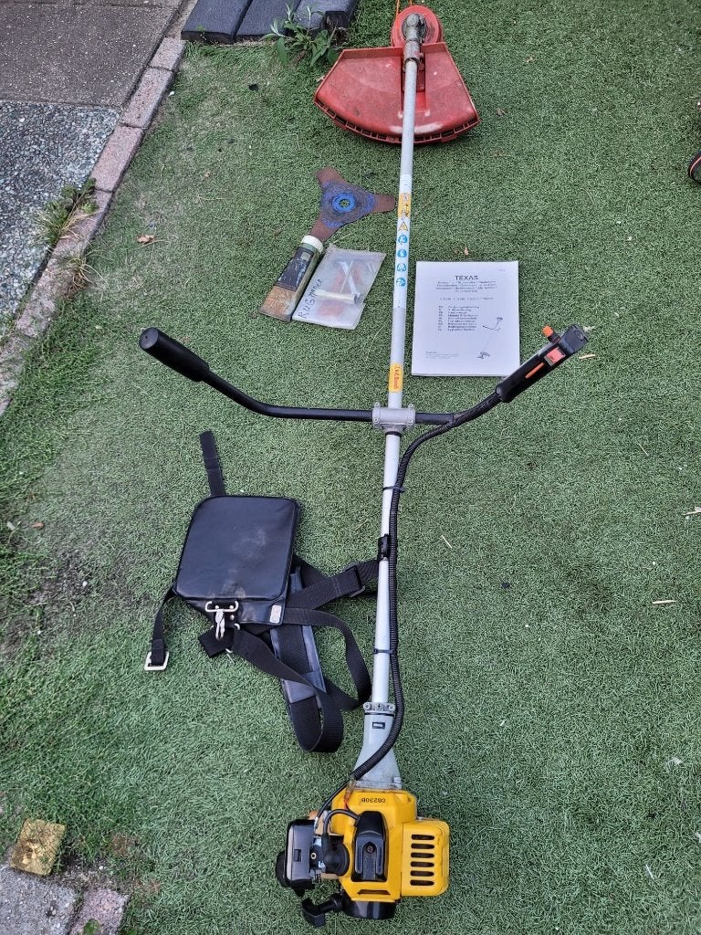Texas Bosmaaier CG230B - Benzine - Inclusief Harnas, Ophalen, Benzine, Gebruikt, 30 tot 50 cm