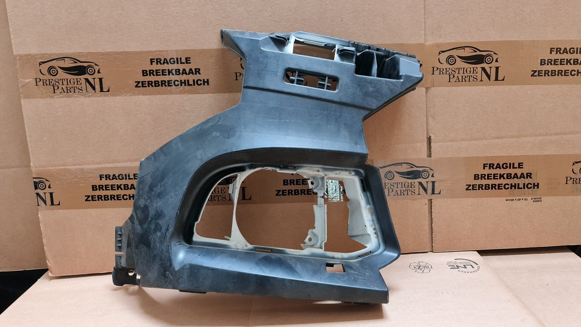 BMW F10 F11 M PAKKET LCI Rechts voorbumper steun Mistlamp, Gebruikt, -, Voor, -