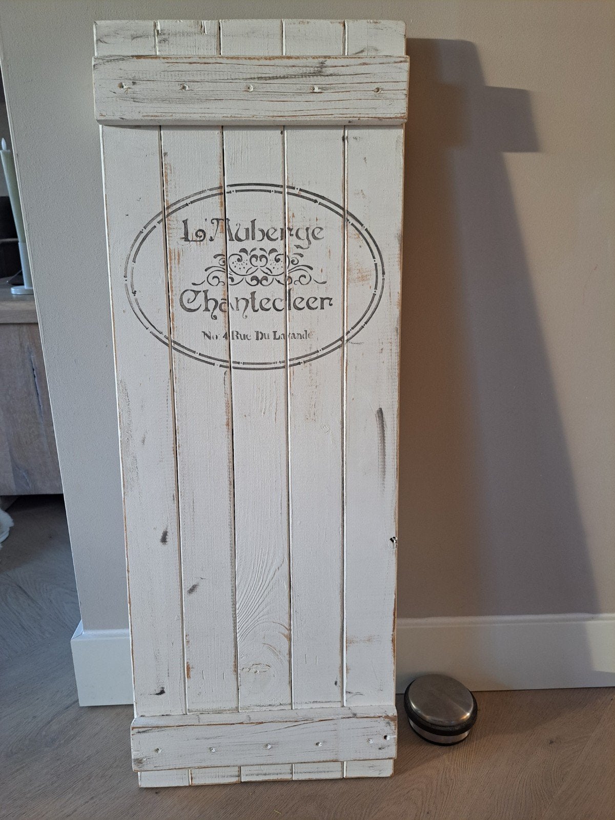 decoratief luik, Ophalen