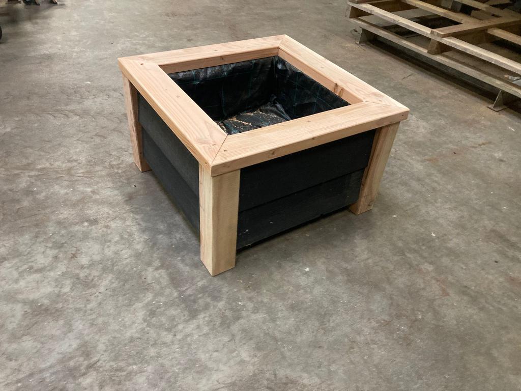 Plantenbakken, Tuin en Terras, Bloembakken en Plantenbakken, Ophalen, Vierkant, Zo goed als nieuw, Balkon