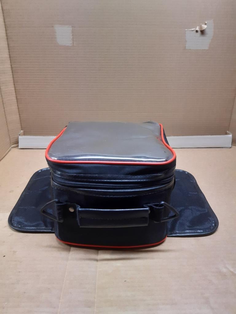 Tanktas met magneet bevestiging, regegenhoes en draagriem, Ophalen of Verzenden