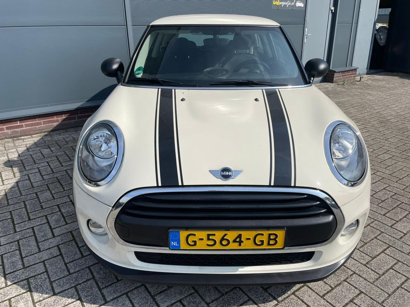 Mini 3-deurs (f56) 1.2 55KW 2015 Wit, Auto's, Voorwielaandrijving, 74 pk, 4 stoelen, 1198 cc