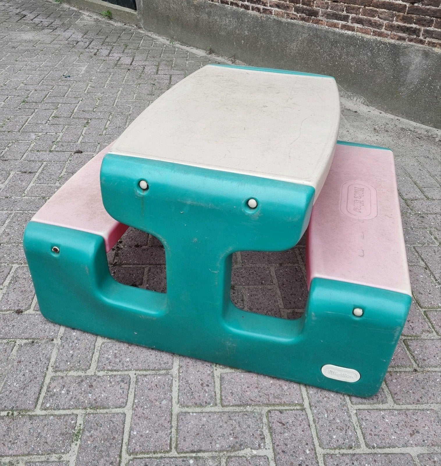 Little Tikes Picknicktafel voor kinderen, Kinderen en Baby's, Ophalen, Gebruikt