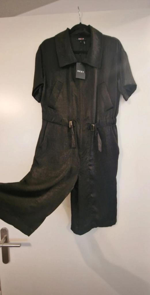 Nieuwe DKNY jumpsuit maat XS - Stijlvol en comfortabel, Kleding | Dames, Jumpsuits, Zwart, DKNY, Nieuw, Ophalen of Verzenden