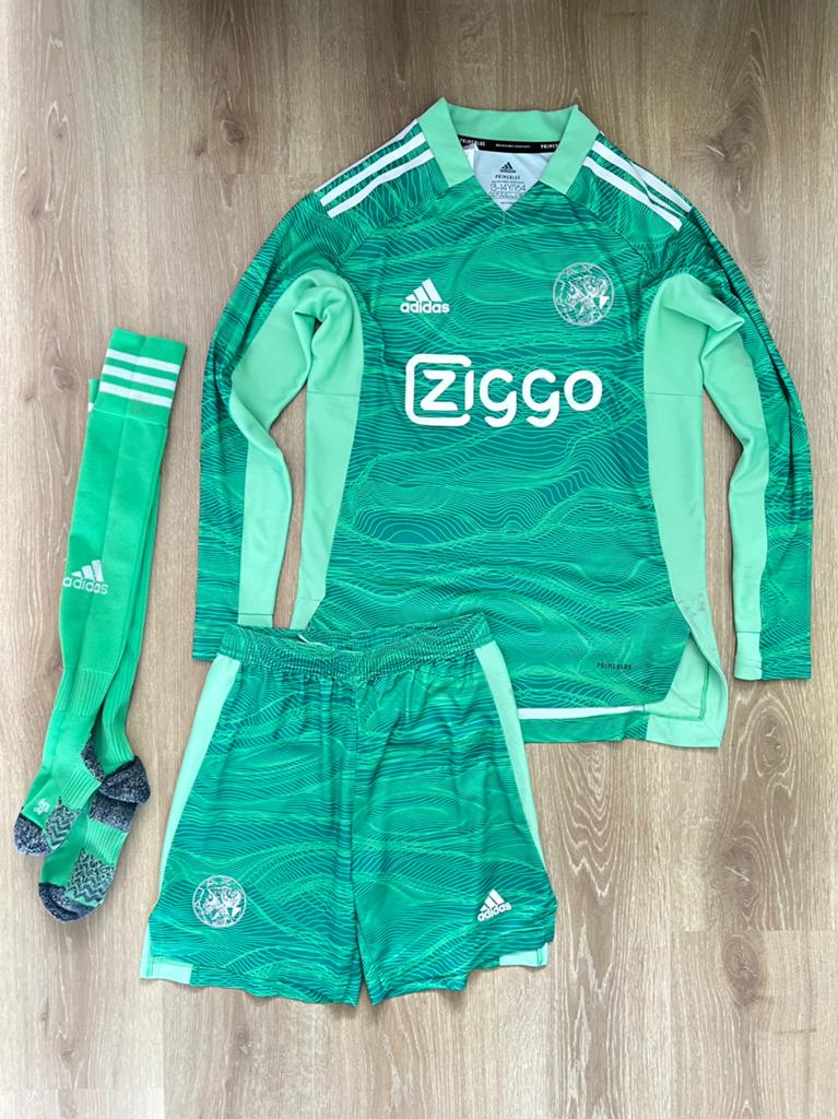 Ajax keeperstenue Adidas 21/22  Maat 164, Gebruikt, Jongen of Meisje, Sport- of Zwemkleding, Ophalen of Verzenden