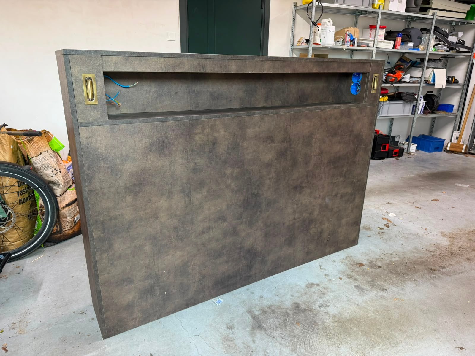 Bed achterwand, Ophalen, Tweepersoons, Zo goed als nieuw, 180 cm