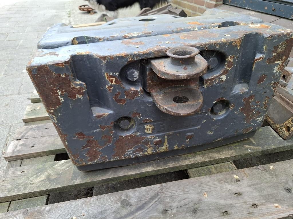 Te koop vele Fendt onderdelen, velgen & banden, Ophalen