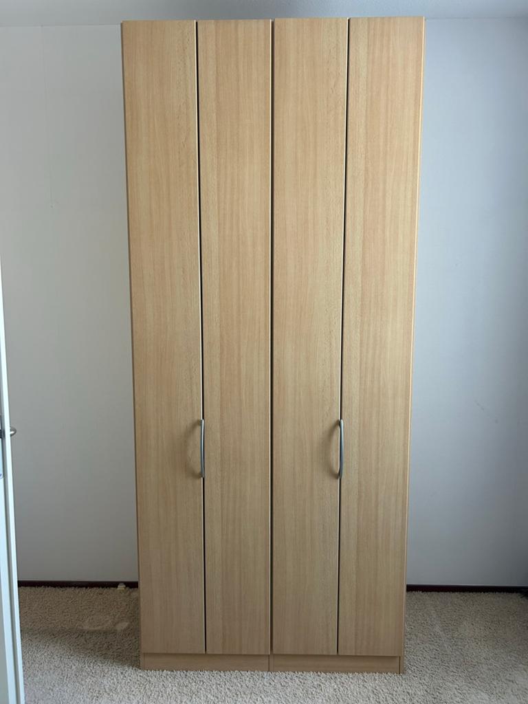 Ruime kledingkast met planken en hangruimte, Ophalen, Gebruikt, 100 tot 150 cm, 200 cm of meer