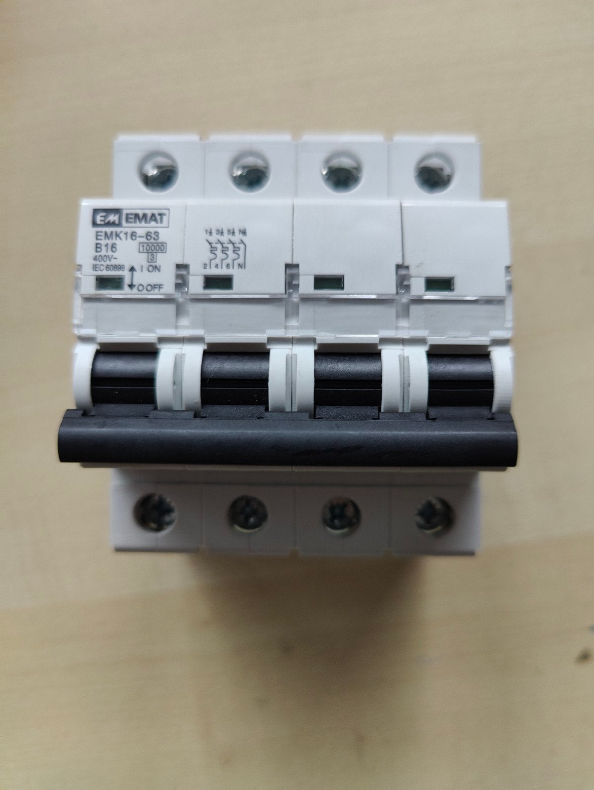 EMAT EMK16-63 B16 400V Installatieautomaat, Verzenden, Zo goed als nieuw, Emat, Installatieautomaat