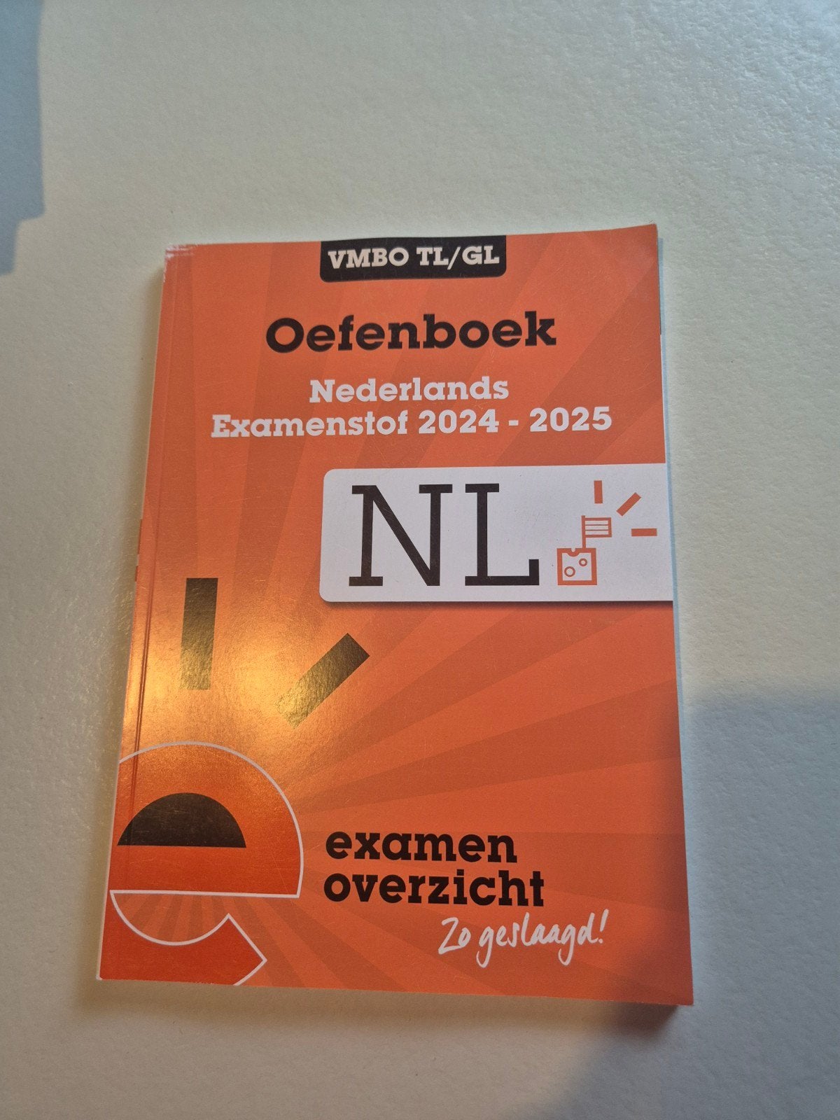 Oefenboek Nederlands Examenstof VMBO TL/GL 2024-2025, Ophalen of Verzenden, Zo goed als nieuw, VMBO, Nederlands