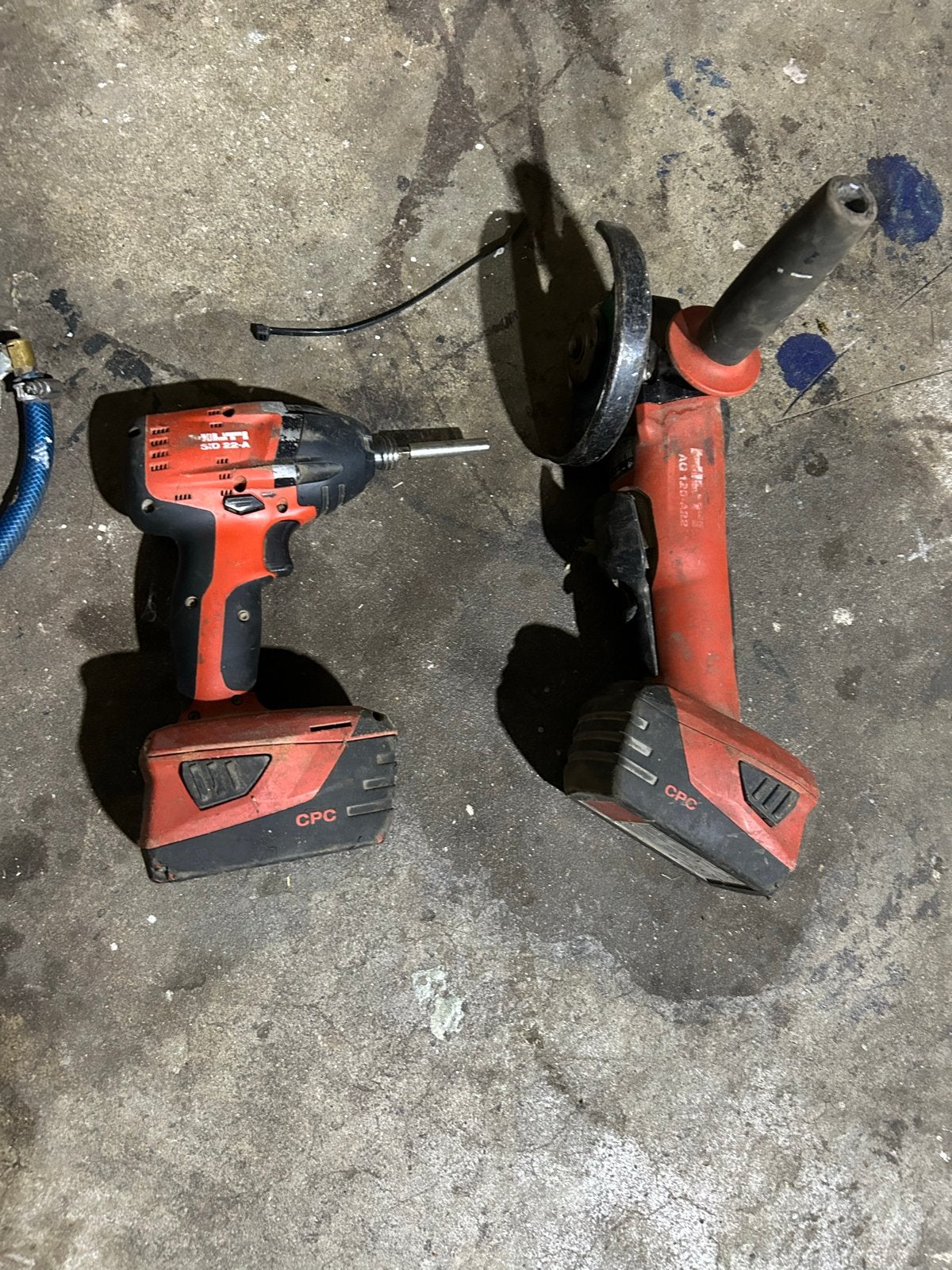 Hilti Accu Gereedschap Set: Slijpschijf, Boormachine, 3 Accu, Ophalen, Gebruikt, Boor- en Schroefmachine