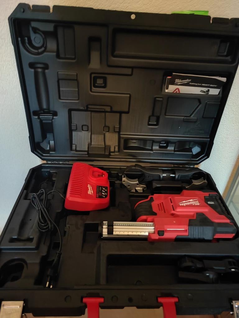 Milwaukee Accu Stofzuiger M12 DE-201C met Koffer, Ophalen of Verzenden, Nieuw