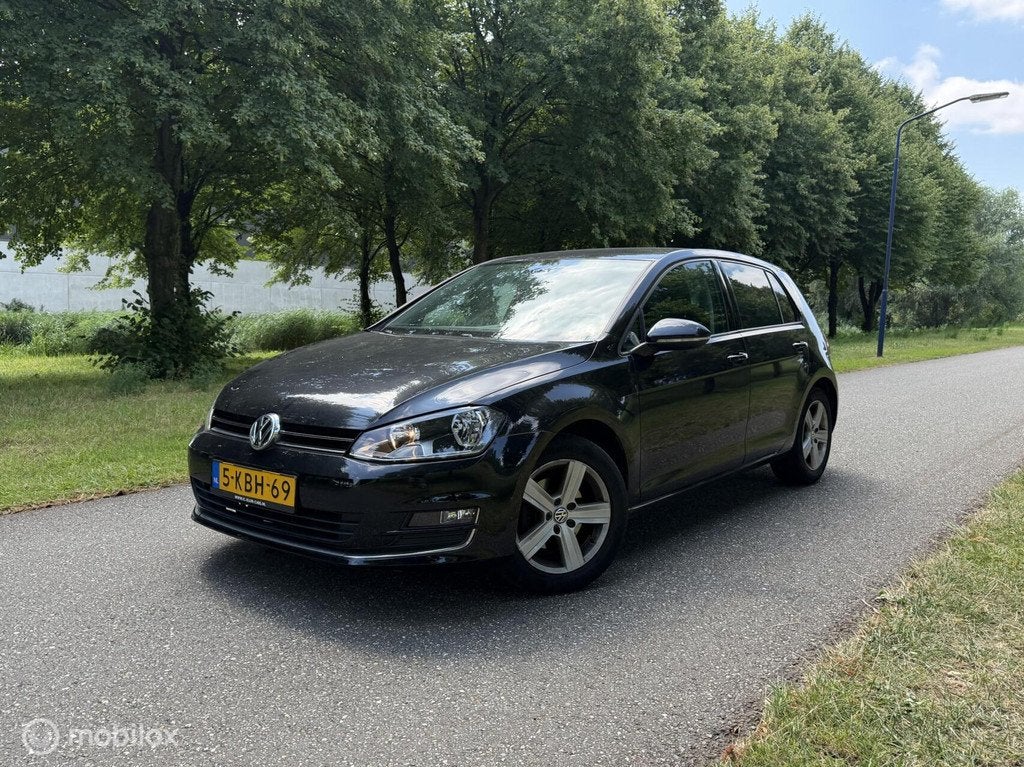 Volkswagen Golf 1.4 TSI ACT Highline*AUTOMAAT*NAVI*BLUETOOTH, Stof, Gebruikt, 4 cilinders, Zwart