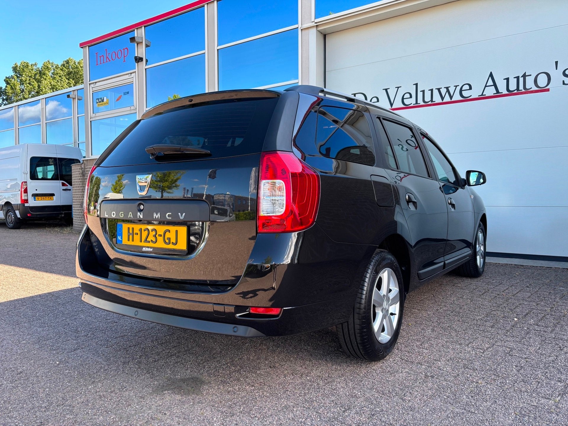 Dacia Logan MCV 0.9 TCe Laureate|Camera|Navi|Carplay|Cruise, Voorwielaandrijving, 898 cc, Euro 6, Origineel Nederlands