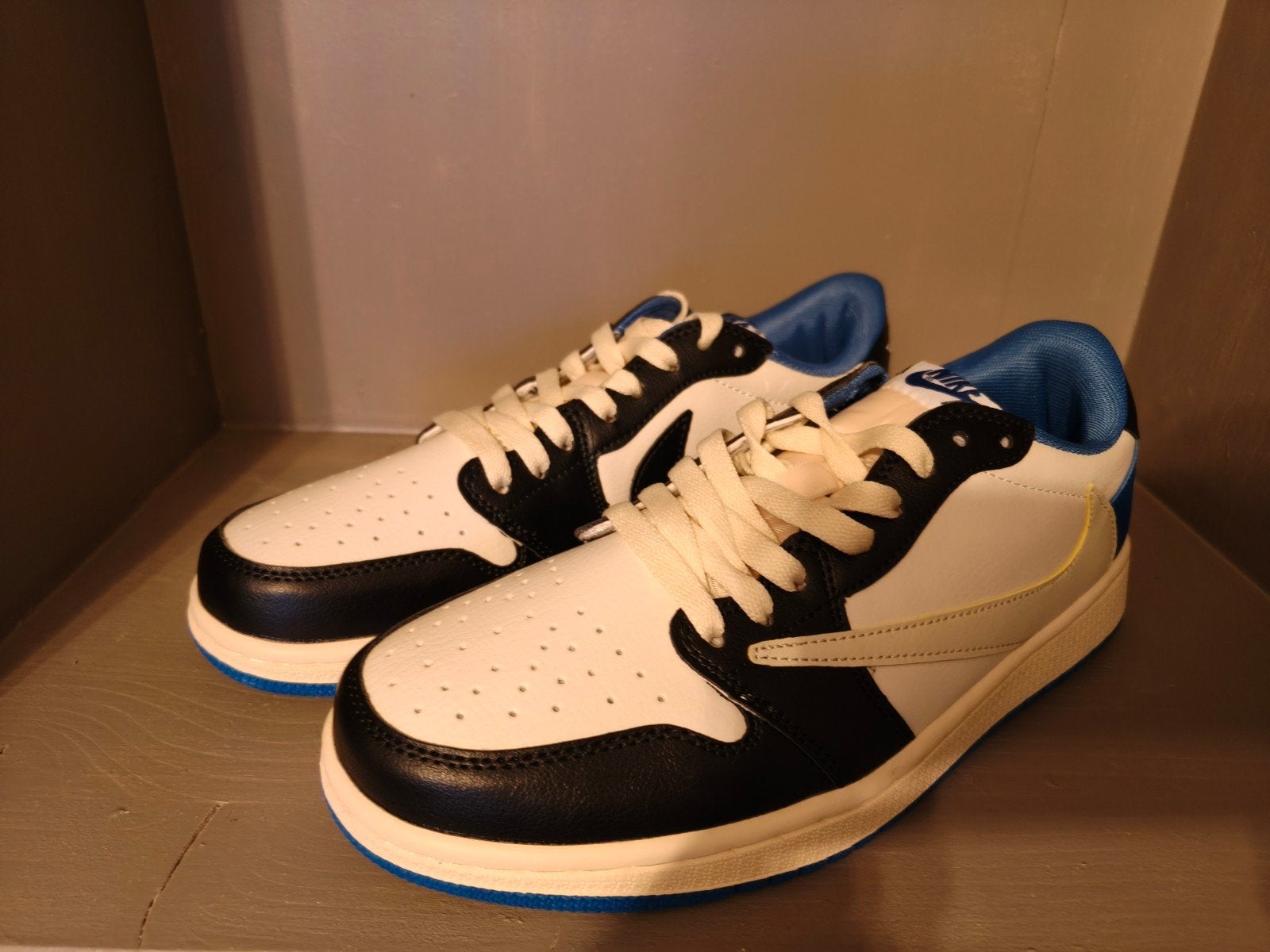 Nike Air Jordan 1 Low Travis Scott Fragment, Blauw, Nike, Nieuw, Ophalen of Verzenden