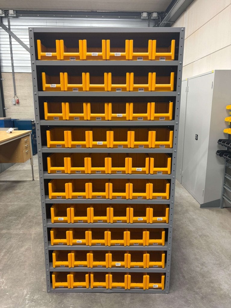 Bakkenkast 200x100x25cm, incl. 60 bakken 275,- ex, Niet ingevuld, Zo goed als nieuw, Niet ingevuld, Niet ingevuld