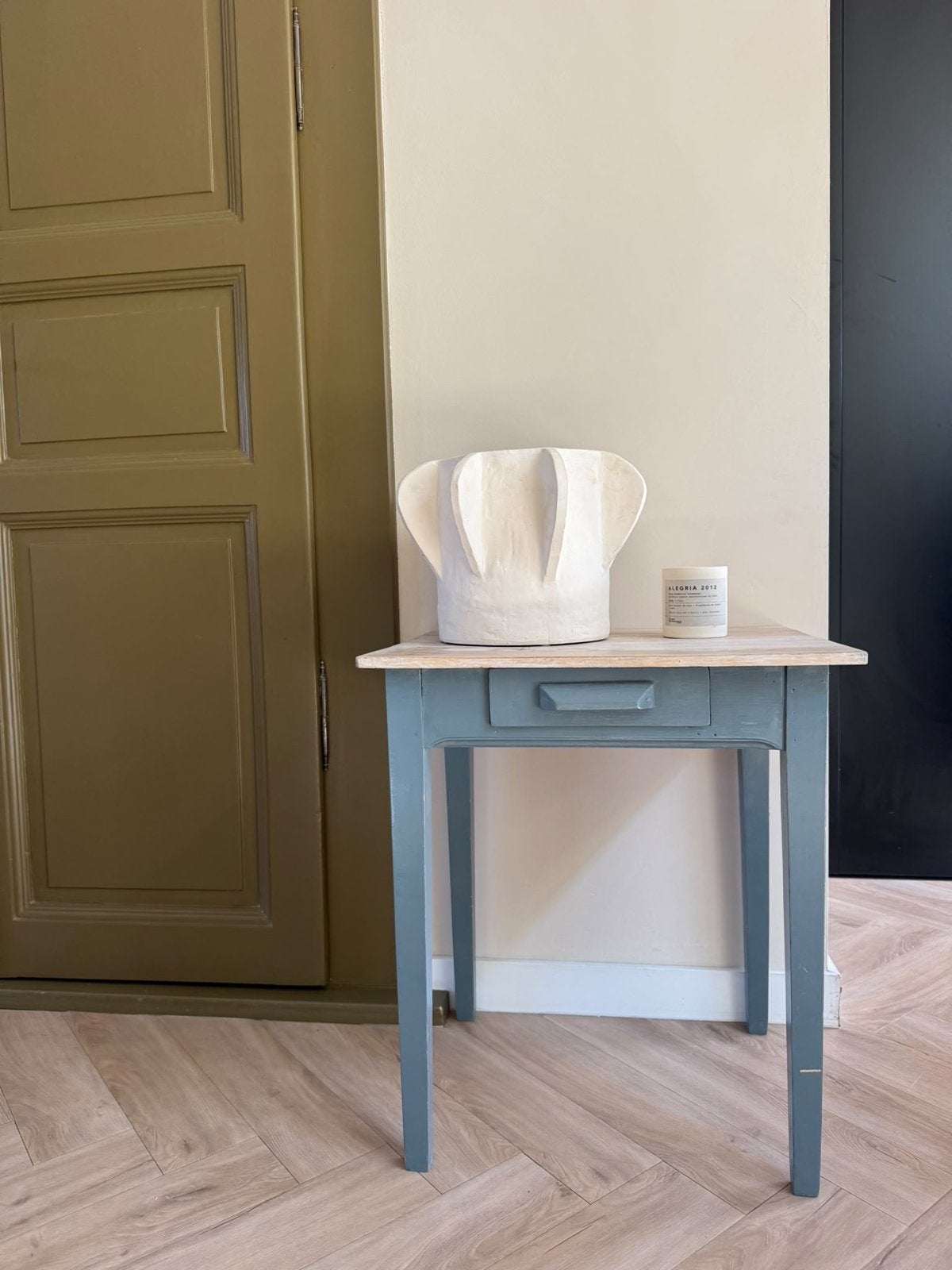 Vintage bijzettafel met lade - Grijsblauw hout, Minder dan 55 cm, Gebruikt, Rechthoekig, Hout