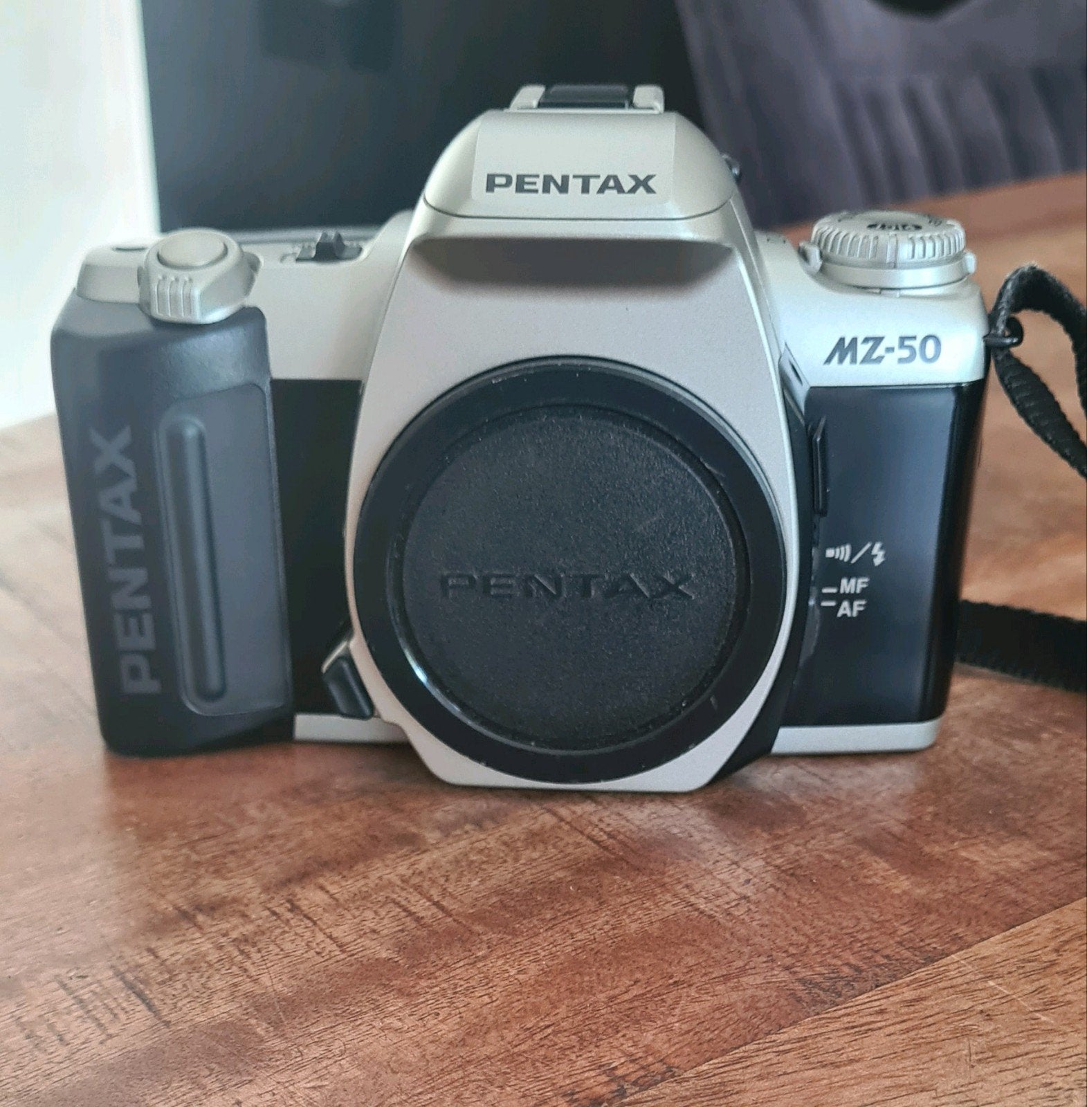 Pentax MZ-50 incl extra's (zie foto's en beschrijving), Ophalen, Handleiding, Pentax