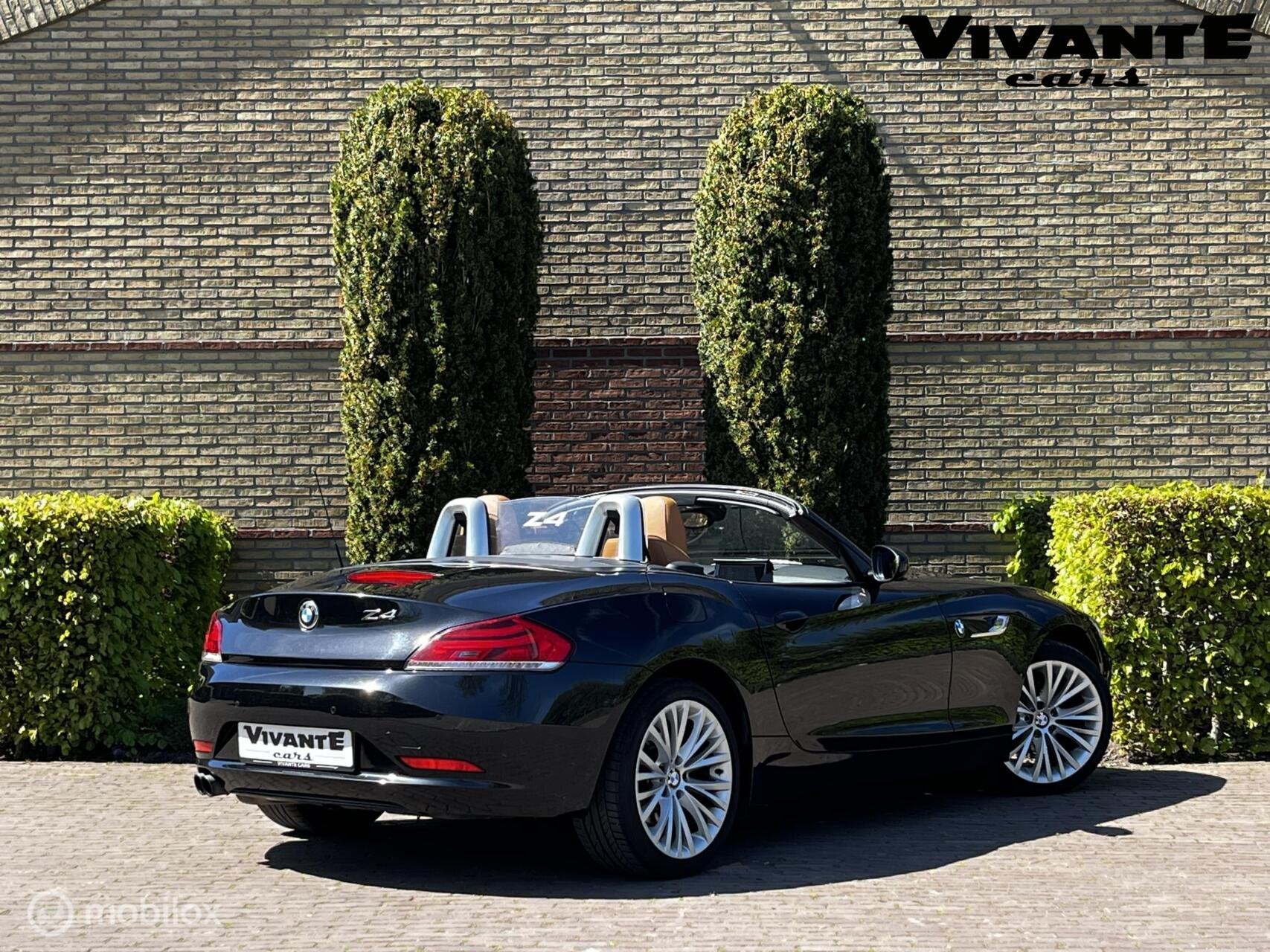 BMW Z4 Roadster sDrive18i Executive Leder*Cruise*Navi*Clima*, Gebruikt, Zwart, Handgeschakeld, 2 stoelen
