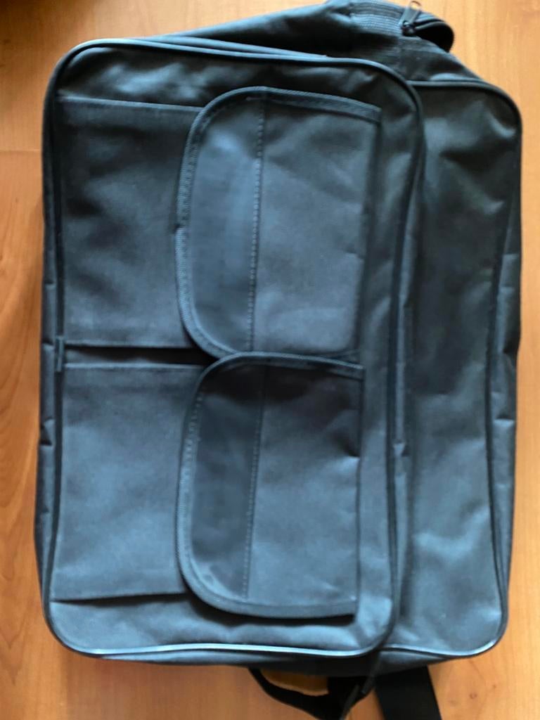 Schouder tas met band, nieuw, ruim, Ophalen of Verzenden, Nieuw, Zwart