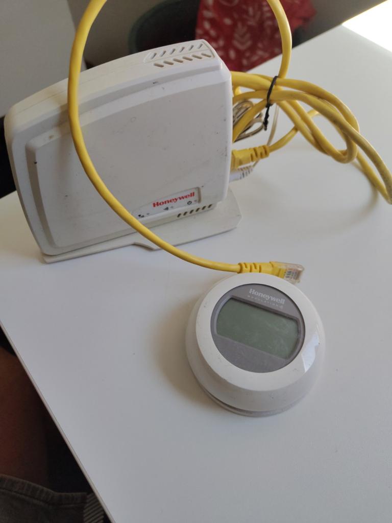 Honeywell Modulation Thermostaat met Gateway, Ophalen of Verzenden, Slimme thermostaat, Gebruikt