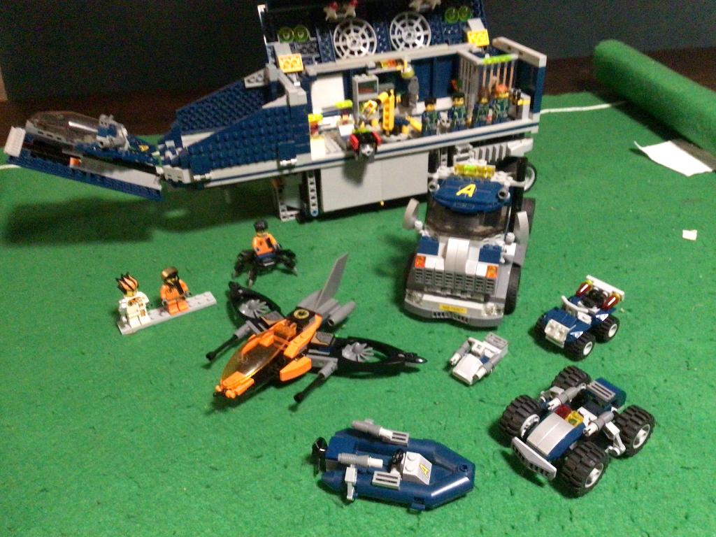 lego 8635 Secret Agent Mobiel Control Centrum, Kinderen en Baby's, Speelgoed | Duplo en Lego, Ophalen of Verzenden, Zo goed als nieuw