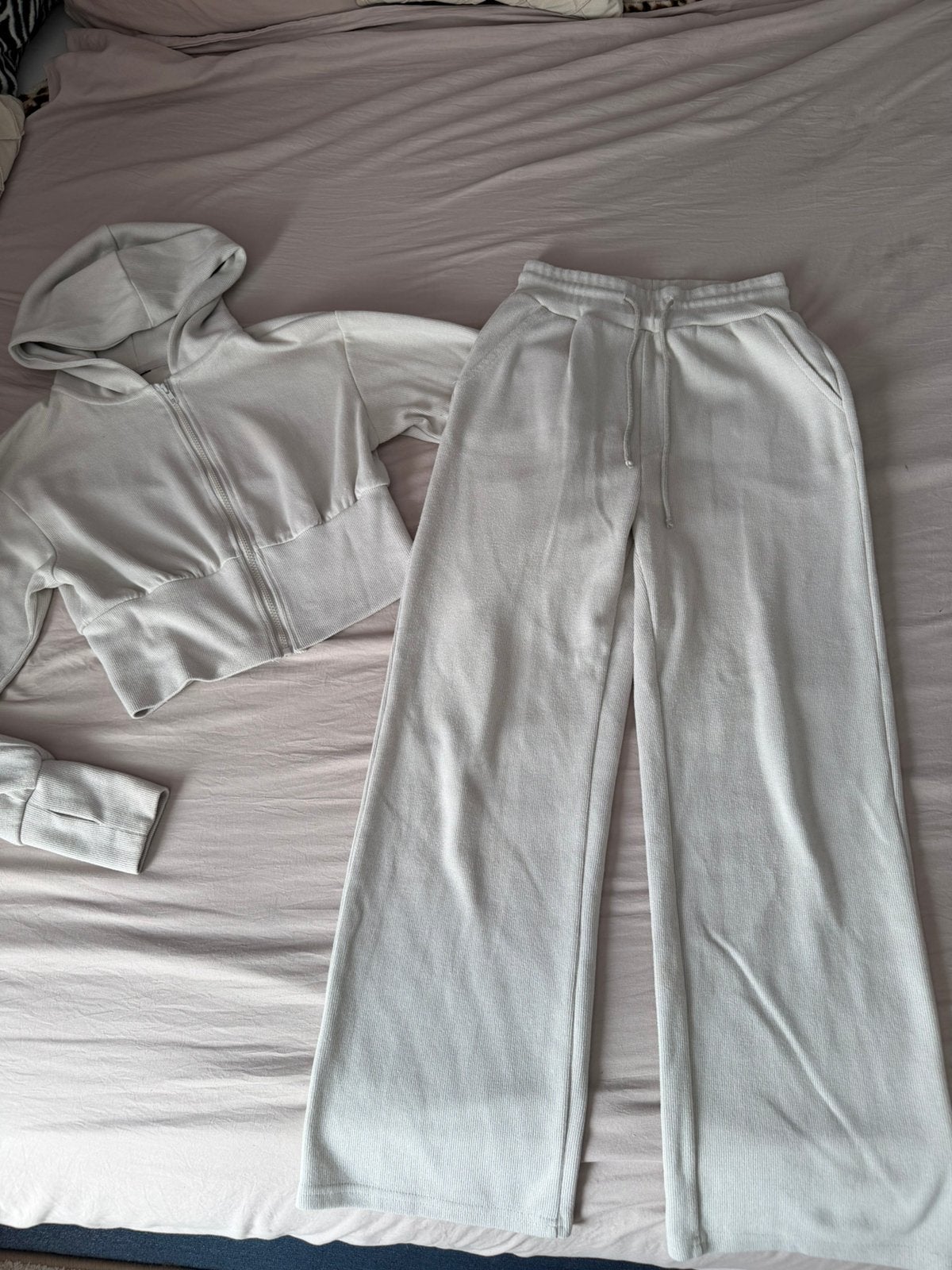 Zara gebreid trainingspak lichtgrijs | Co-ord set | Maat S, Ophalen of Verzenden, Nieuw, Maat 36 (S), Grijs