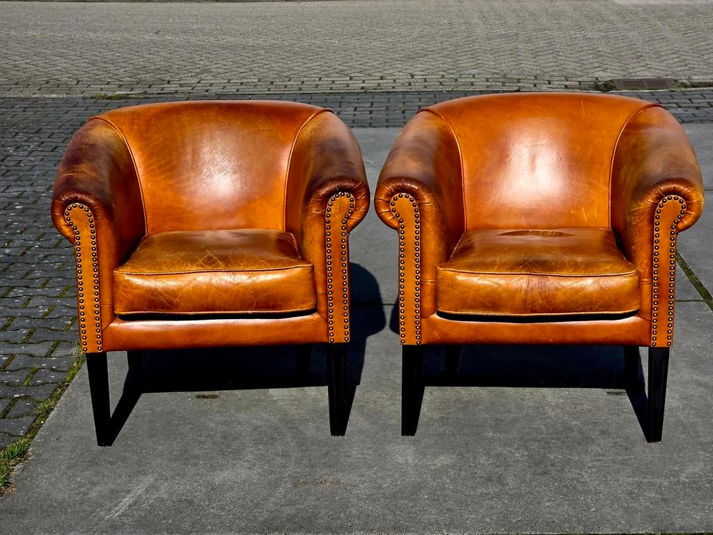 2x Club fauteuil Chesterfield honing bruin + BEZORGING, Chesterfield, Klassiek, Landelijk, Gebruikt, Onbekend, Ophalen of Verzenden