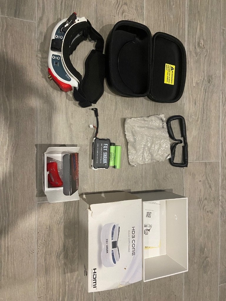 Fat Shark hd3 fpv, Ophalen of Verzenden, Gebruikt, Professionele drone, Extra accu('s)
