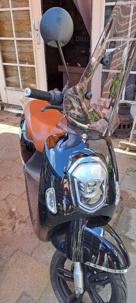 Q Crystal electrische scooter 2021, Q Crystal, Elektrisch, Bosch 4 PK, Zo goed als nieuw