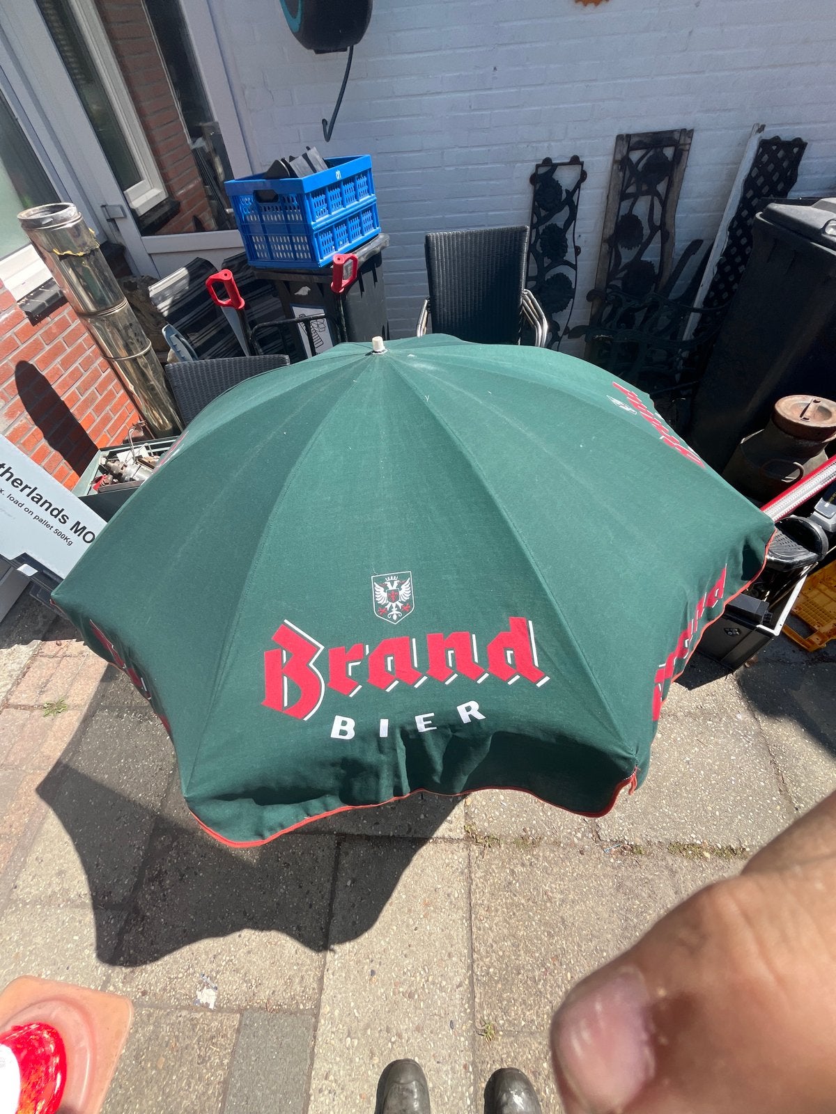 Brand Bier Parasol - Groen, Tuin en Terras, Parasols, Gebruikt, Stokparasol, 2 tot 3 meter, Ophalen