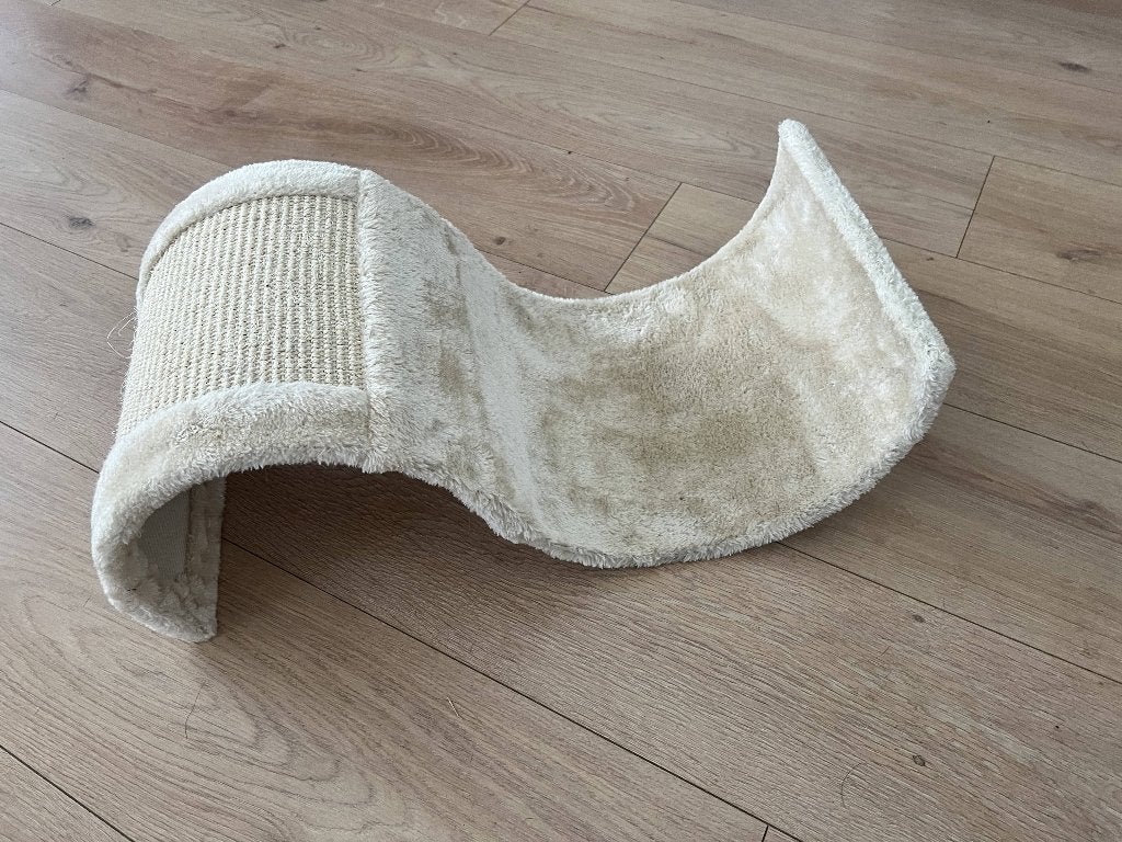 Krabpaal kattenklimtoren – wit/beige pluche, Ophalen, Zo goed als nieuw
