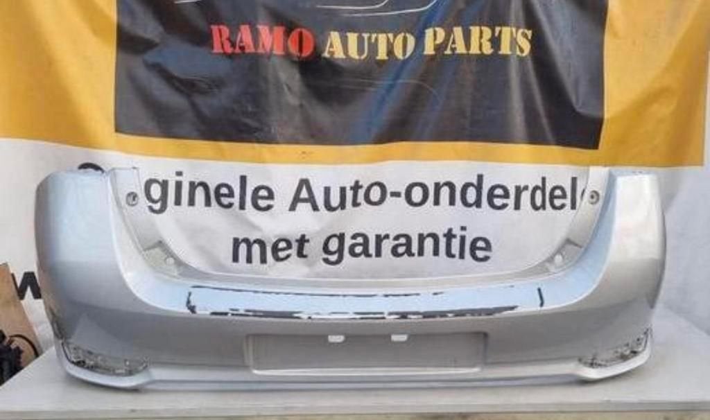 Achterbumper TOYOTA AURIS E18 521590Z924 5215902D30, Gebruikt, -, -, Ophalen of Verzenden