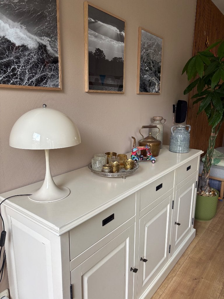 Dressoir, Ophalen, Gebruikt, Met deur(en), 150 tot 200 cm