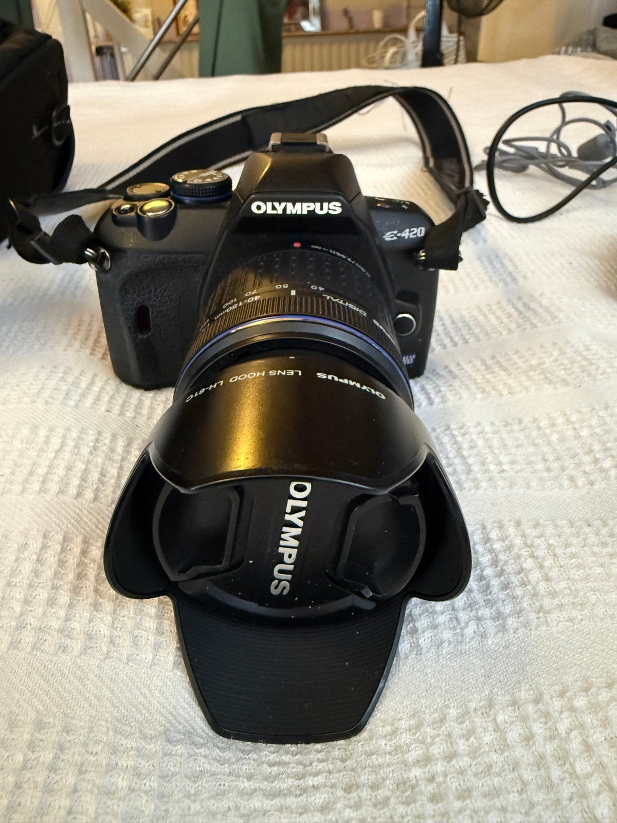 Olympus E-420 Spiegelreflexcamera met twee lenzen, Audio, Tv en Foto, Fotocamera's Digitaal, Ingebouwde flitser, Gebruikt, Spiegelreflex